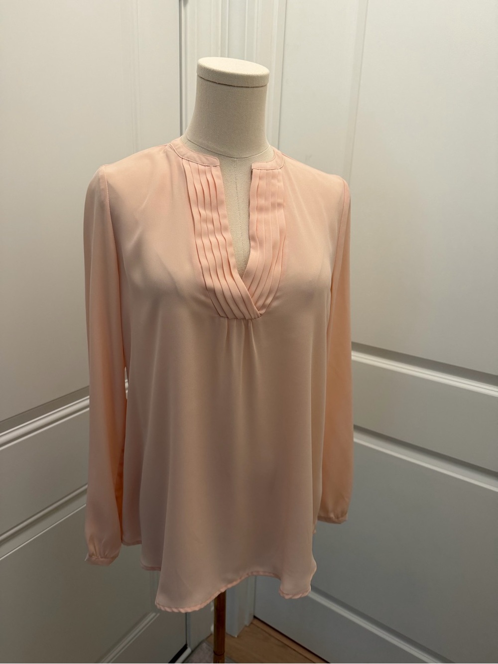 Spense Soft Blush Pintuck V-Neck Long Sleeve Blouse